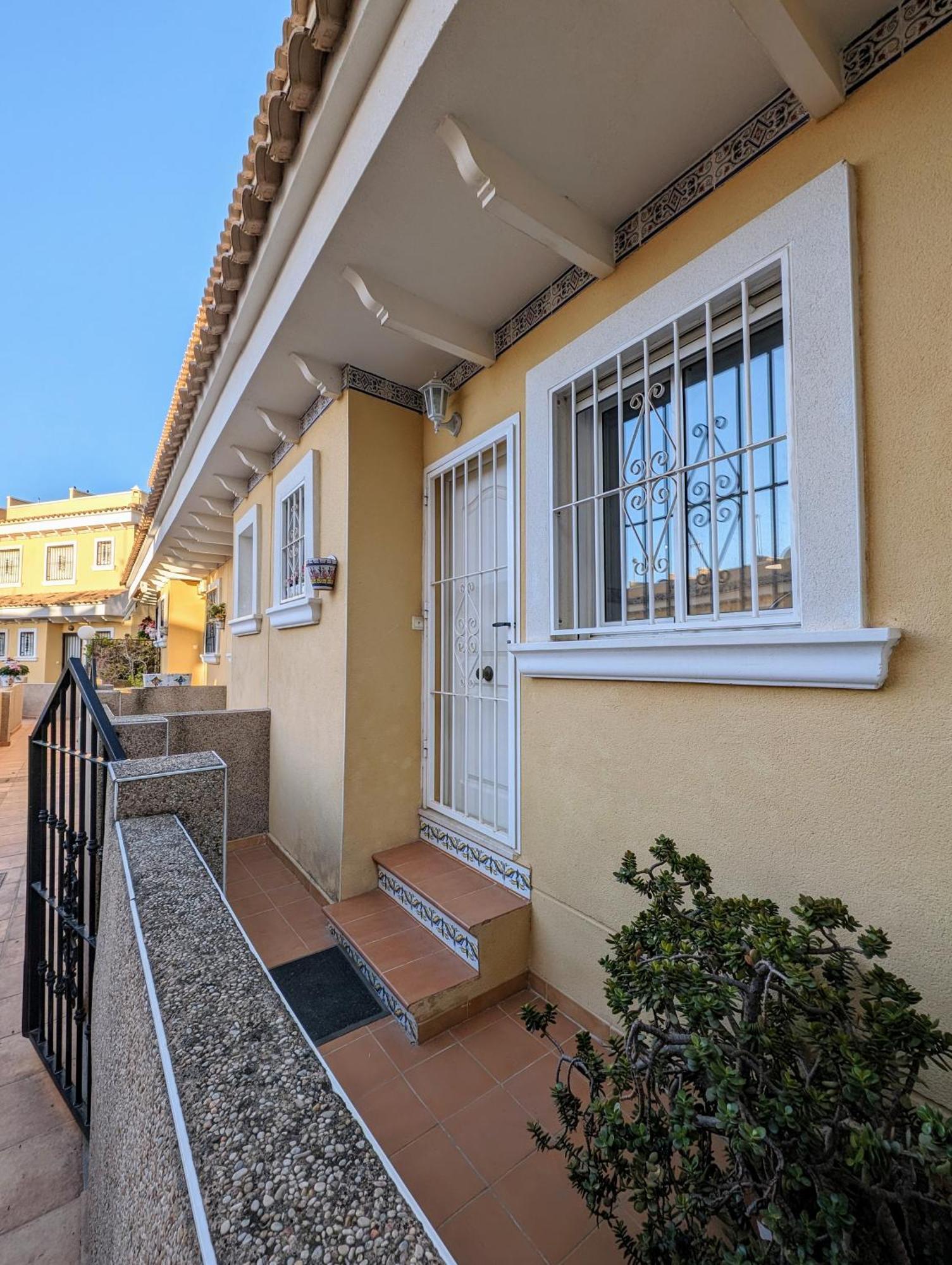 2 Bedroom Algorfa Townhouse With Pool Castillo de Montemar Extérieur photo