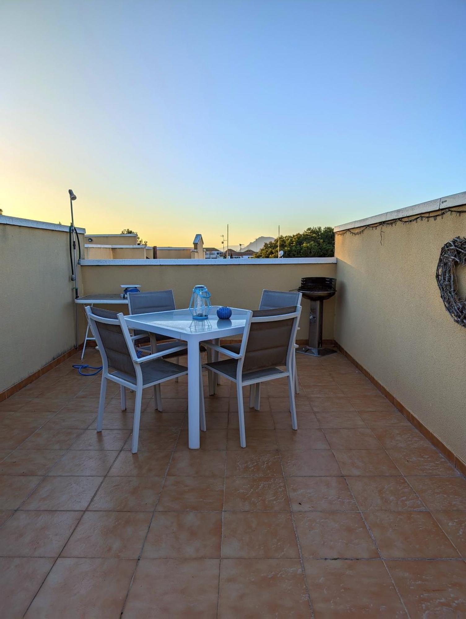 2 Bedroom Algorfa Townhouse With Pool Castillo de Montemar Extérieur photo
